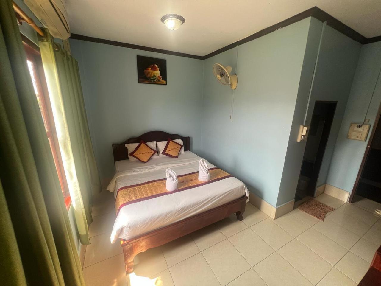 Khampaseuth Hotel 万荣 外观 照片